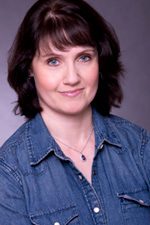 Author Tamar Kummel