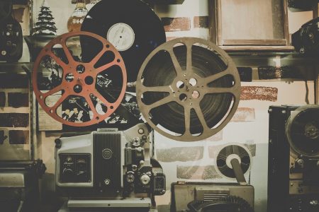 What Are 3 Ways Networks Acquire Programming? | Here’s a Fast Look