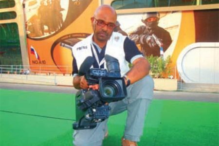 Community Spotlight with Suresh Chellodukathu