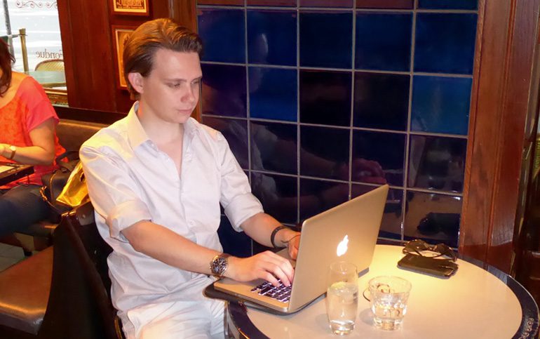 My favorite café in London for scriptwriting (near the Strand, Covent Garden)