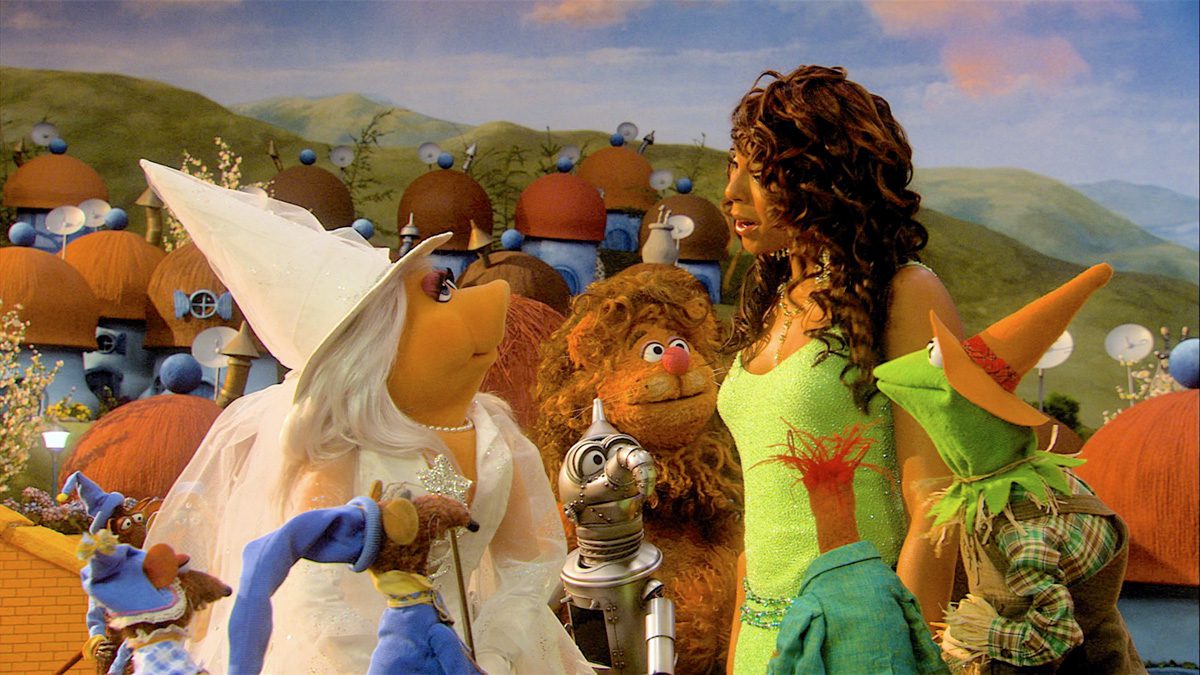 Muppets Wizard of Oz, Walt Disney Company, Directed by Kirk R. Thatcher. Miss Piggy the Good Witch meets Dorothy, Kermit and friends.