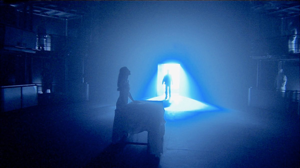 "The 4400" series, Directed by Scott Peters CBS Paramount. The hero meets the goddess.
