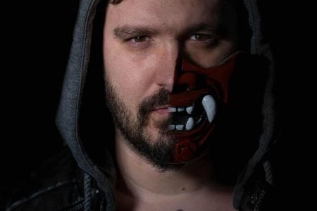 Oni ! I took these self-portraits to test my new camera